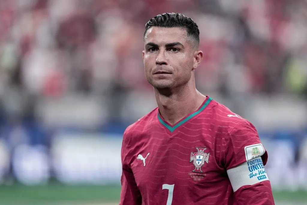 Liên đoàn bóng đá Bồ Đào Nha cấm thi đấu Ronaldo 30 ngày