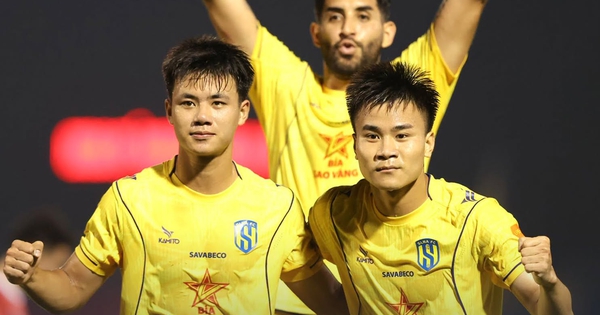 Sao U.23 Việt Nam tỏa sáng, SLNA vẫn không giữ nổi chiến thắng: Bị Hà Tĩnh chia điểm