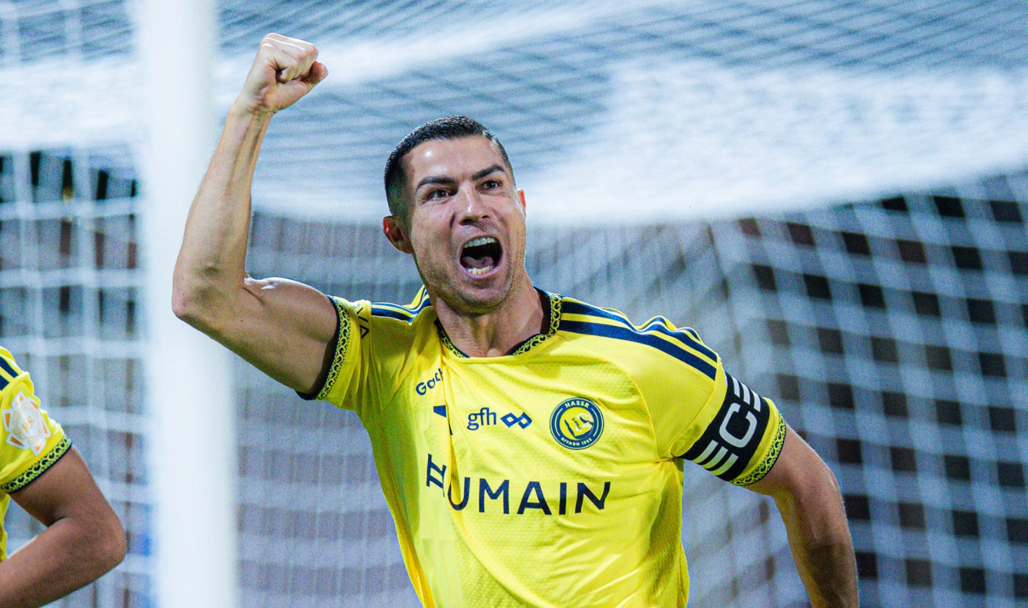 Ronaldo ăn mừng bàn thắng - Ảnh: REUTERS