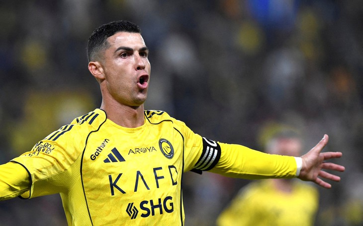 Đối thủ phản lưới nhưng Ronaldo vẫn được tính bàn thắng 982 - Ảnh 5.