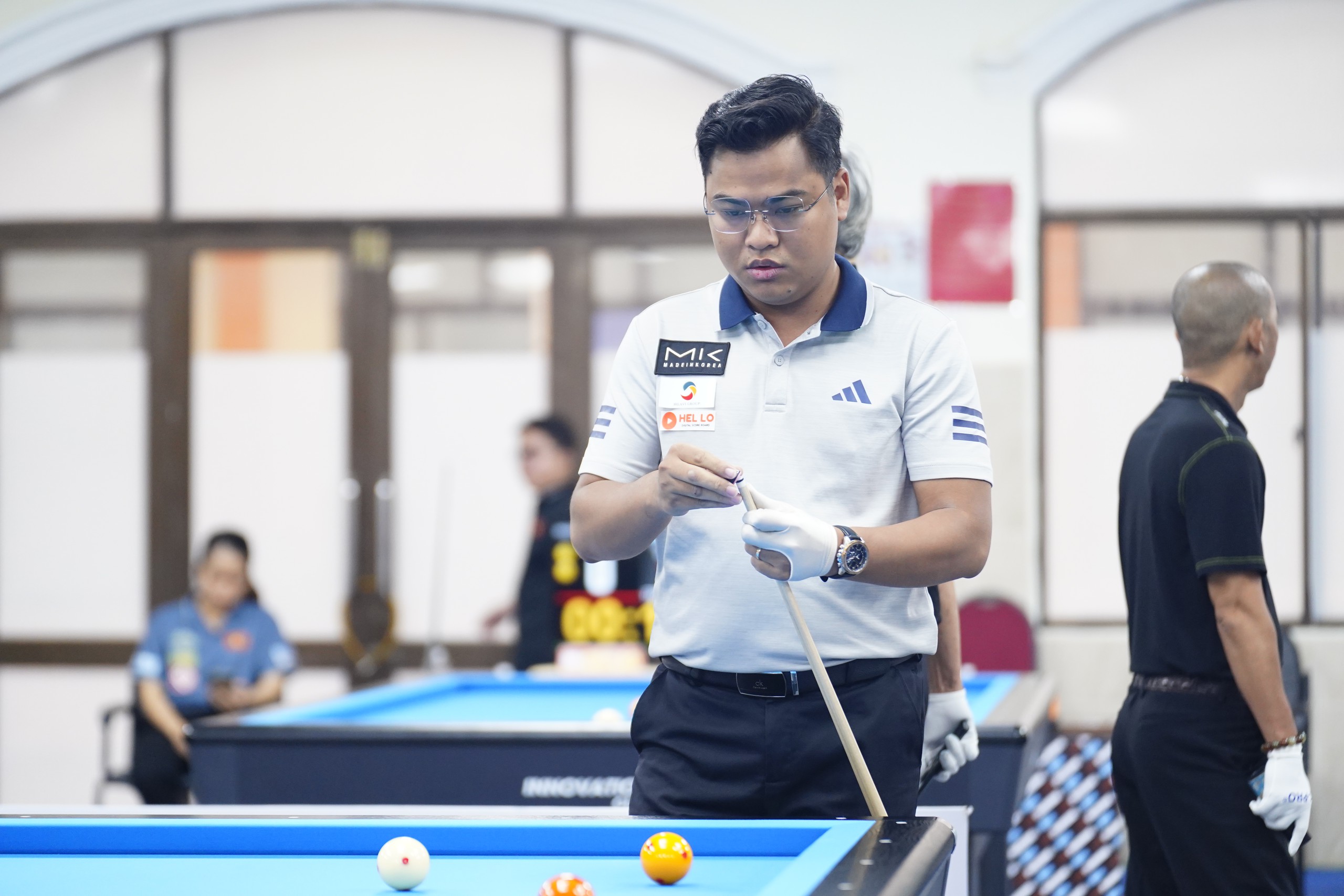 Nhà vô địch PBA Nguyễn Trần Thanh Tạo liên tiếp có những chiến thắng cách biệt để giành vé vào vòng 32