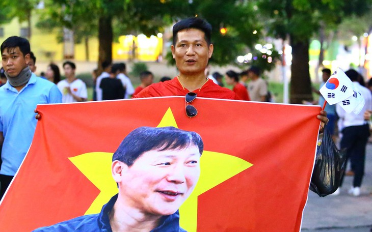 Hình ảnh CĐV Thể Công - Viettel