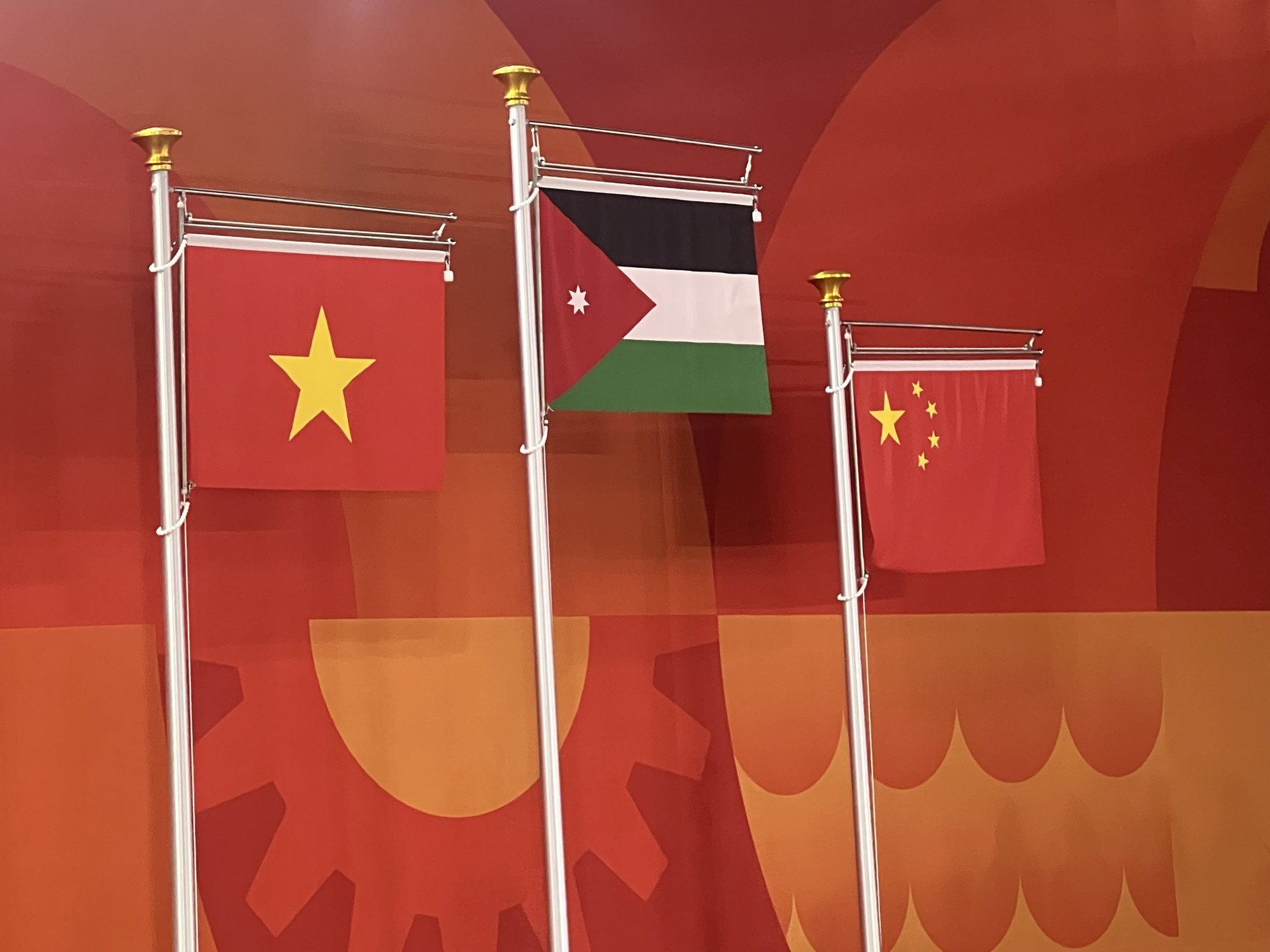 Cờ Việt Nam tung bay tại Asian Para Games