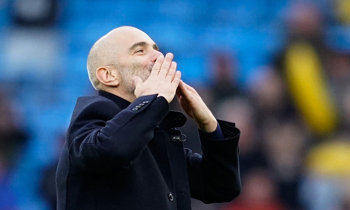 Báo Anh: Man City sẽ chỉ phải xuống một hạng