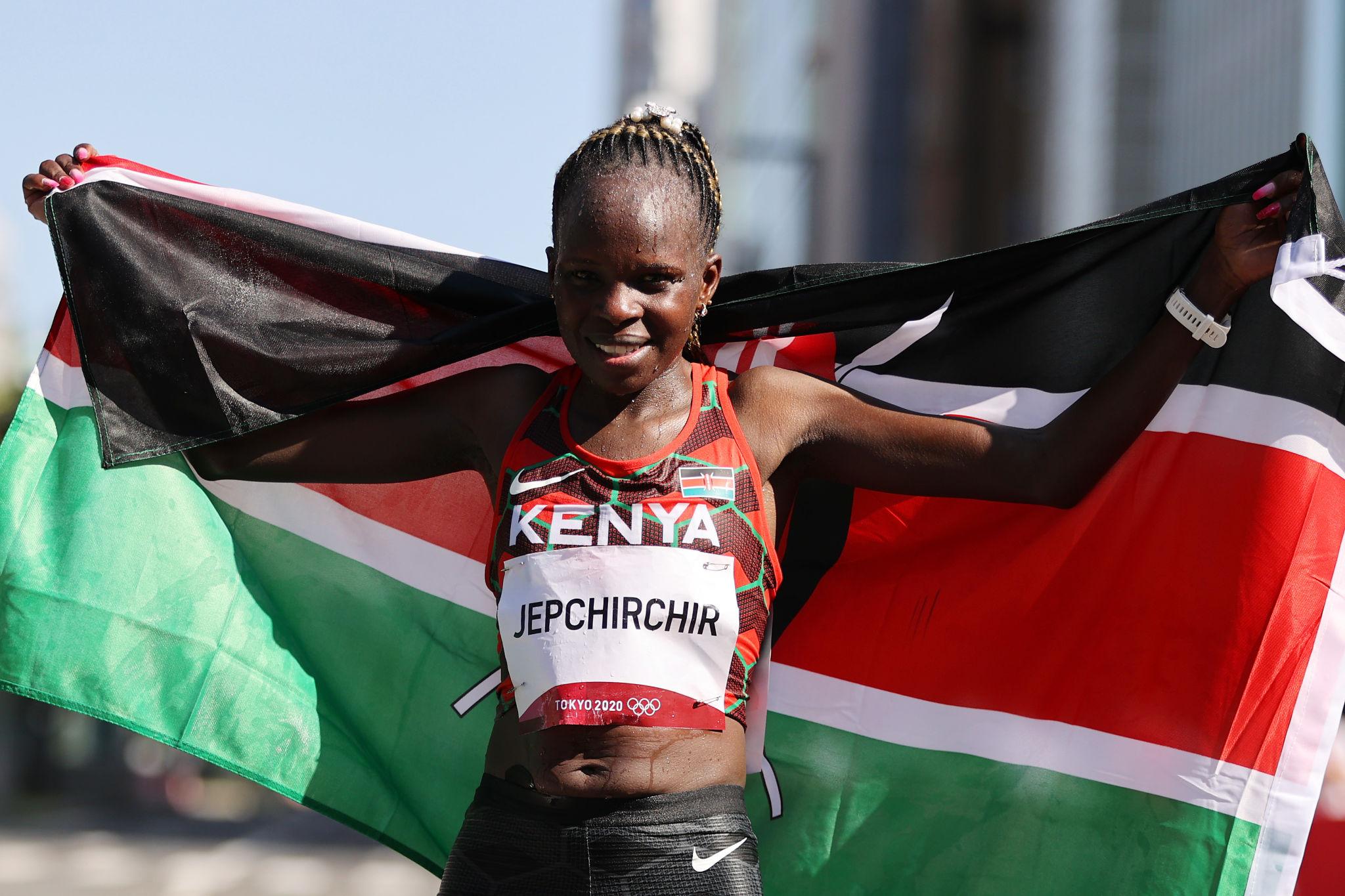 Peres Jepchirchir khi vô địch Olympic Tokyo - Ảnh: REUTERS